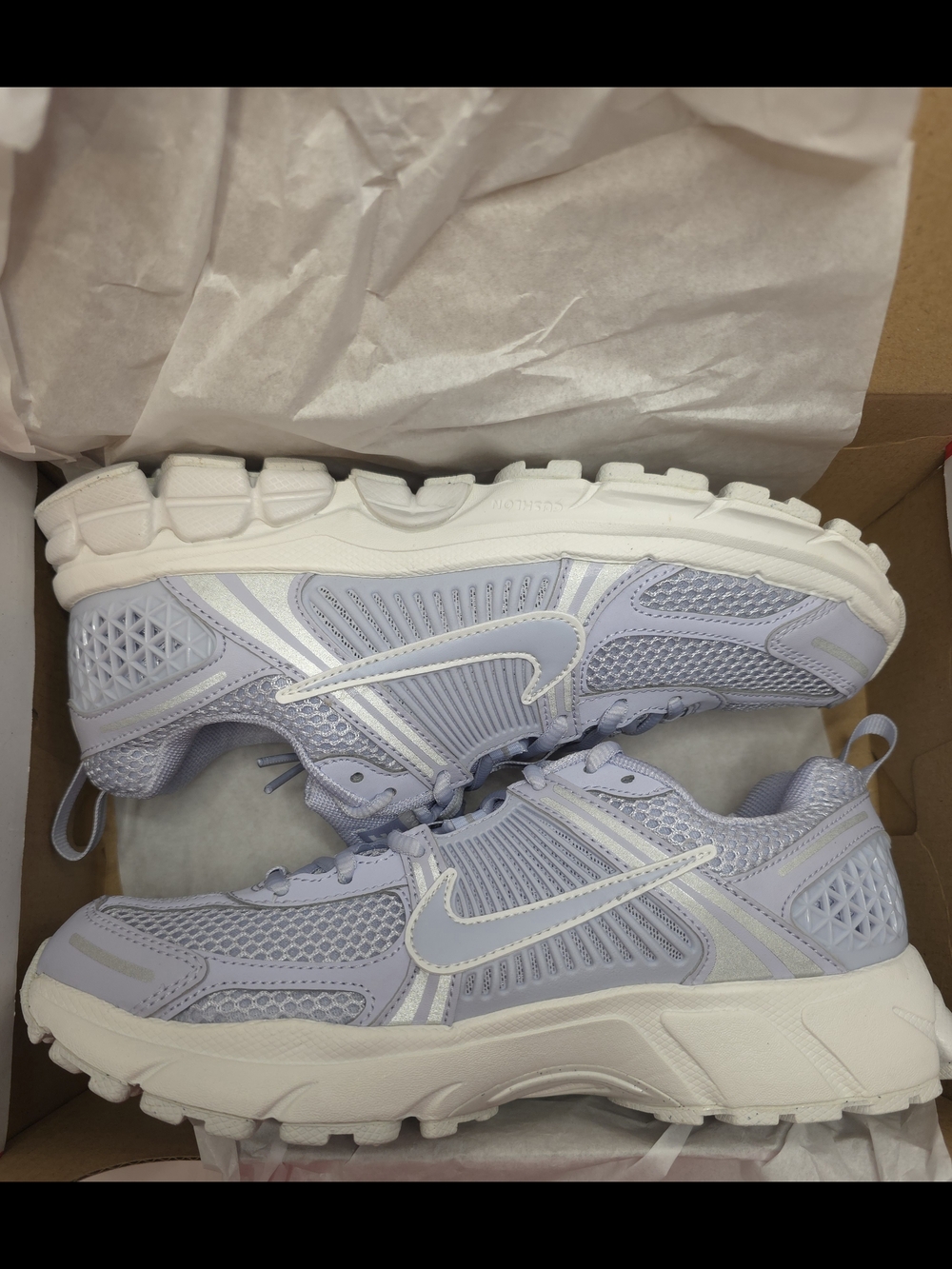 Nike vomero 5 ghost summit white 7Y/8.5W brand new in box. - Picture 7 of 8
